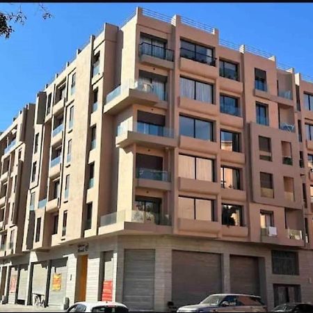 Modern Luxury Retreat: 2-Bedroom Apartment In The Heart Of Marrakech Marrakesh Eksteriør billede