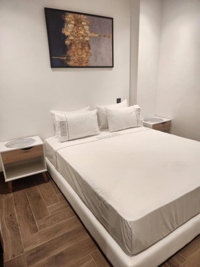 Modern Luxury Retreat: 2-Bedroom Apartment In The Heart Of Marrakech Marrakesh Eksteriør billede