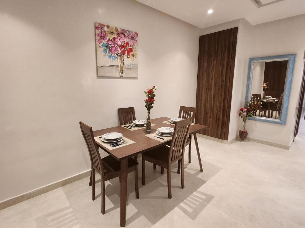 Modern Luxury Retreat: 2-Bedroom Apartment In The Heart Of Marrakech Marrakesh Eksteriør billede